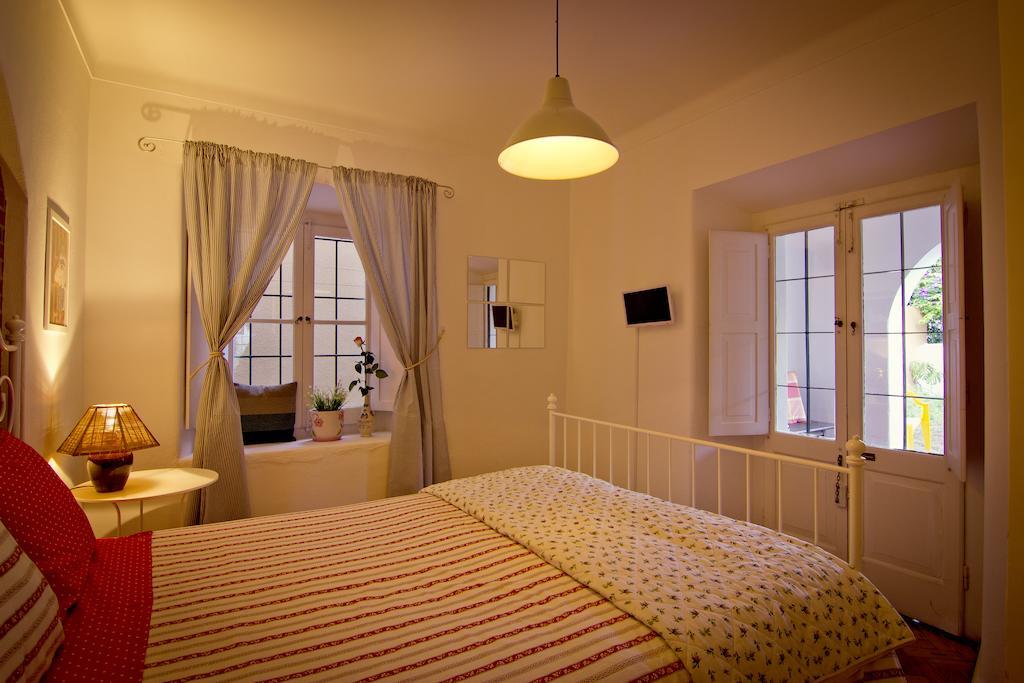 Cascais Boutique Hostel Rum bild